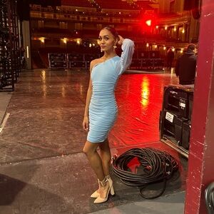 Meet your Posher, Raquel